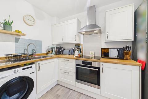 2 bedroom semi-detached house for sale, Tarka Way, Crediton, EX17