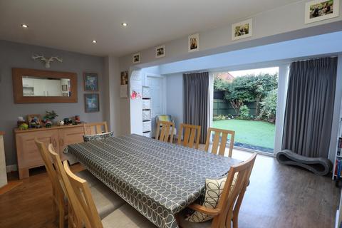4 bedroom detached house for sale, Bowen Way, Coulsdon