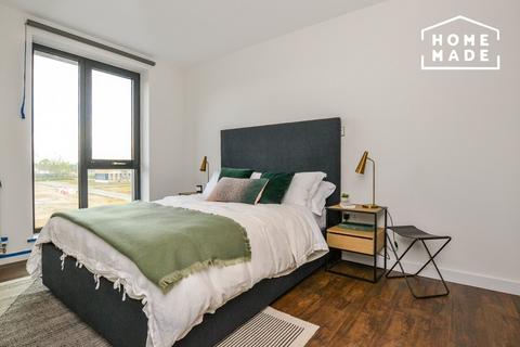 undefined, Greenford Quay, Greenford, UB6