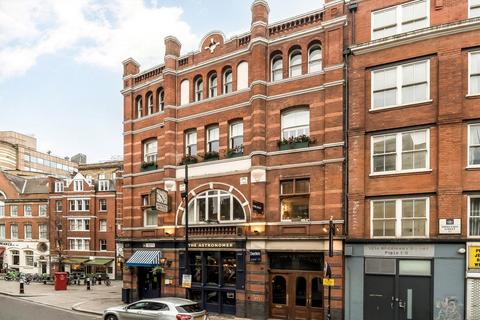 undefined, Middlesex Street, London E1