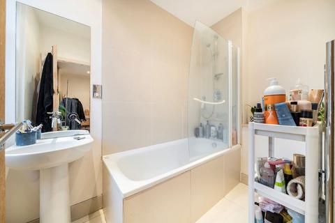 undefined, Middlesex Street, London E1