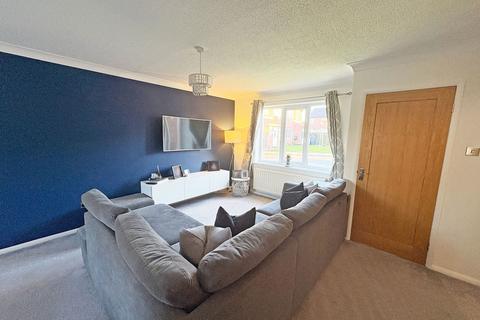 3 bedroom semi-detached house for sale, Fagans Way, Skegness, Lincolnshire, PE25 3NE