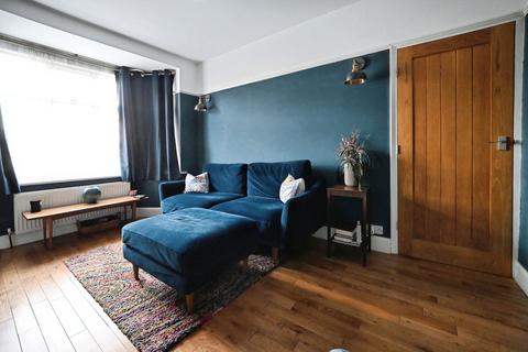 3 bedroom end of terrace house for sale, Beresford Avenue, Rochester ME1