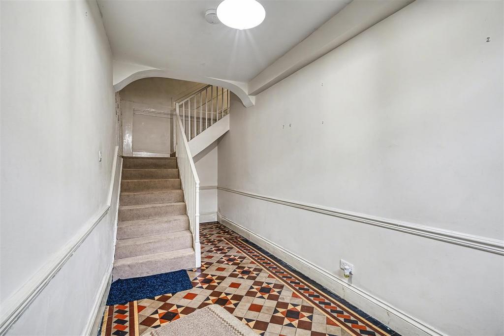 Private Entrance Hall