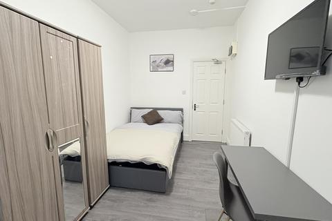 undefined, Bow Lane, Preston PR1