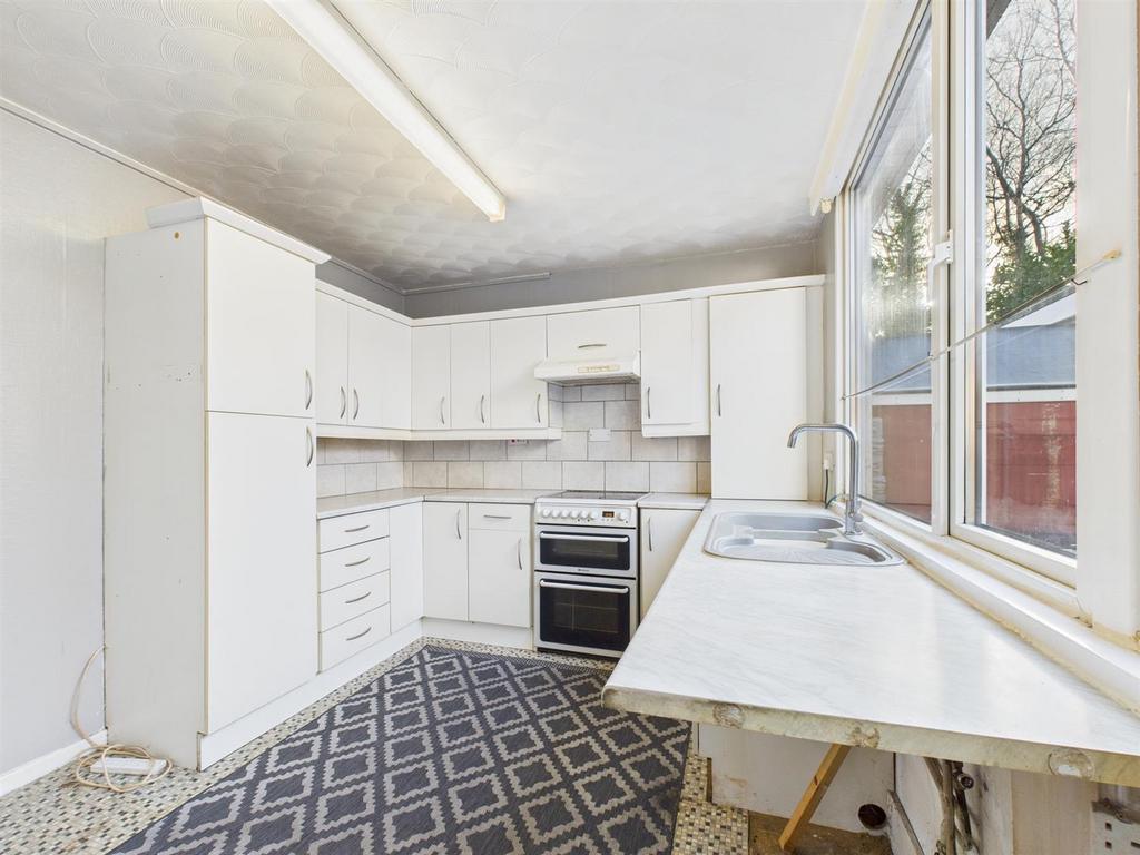 CAM02295 G0-PR0363-STILL012.jpg