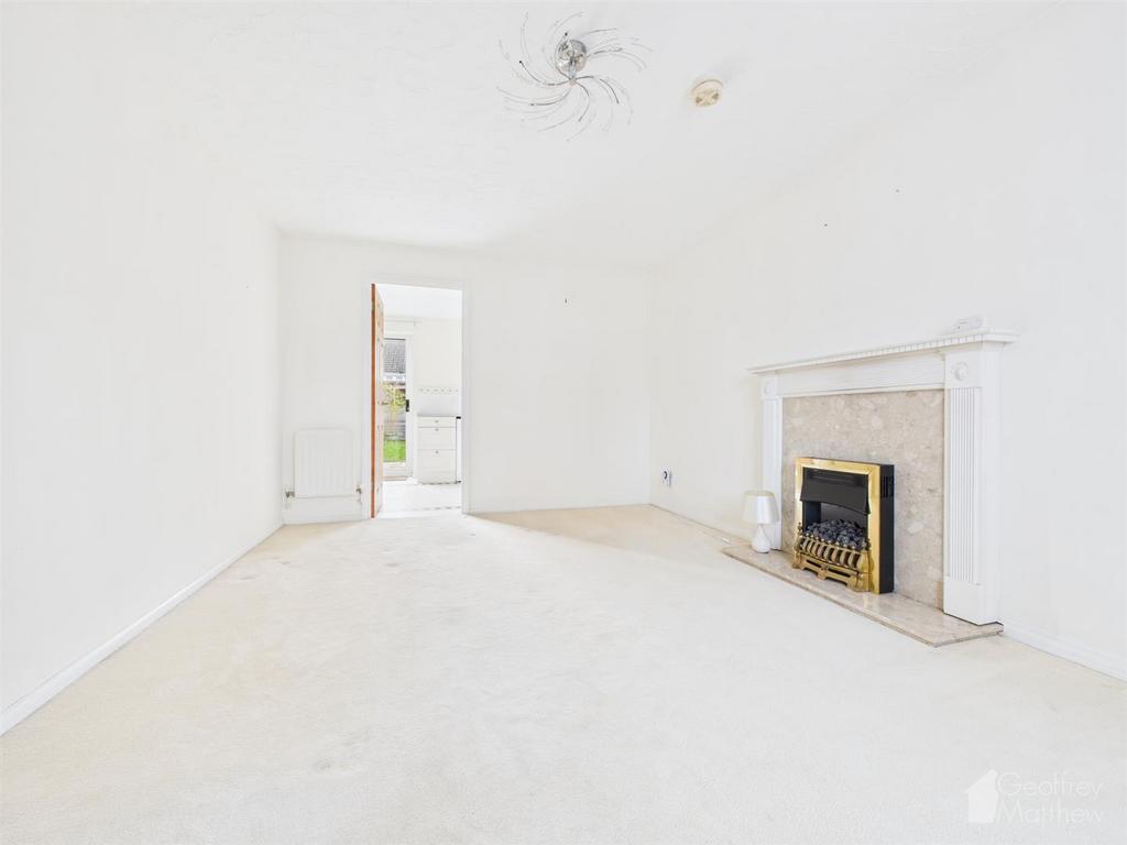 CAM02365 G0-PR0384-STILL003.jpg