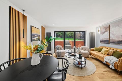 undefined, Coles Green Road, NW2