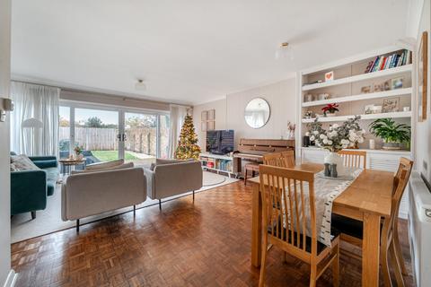 3 bedroom end of terrace house for sale, Grasmere Way, Byfleet, West Byfleet, Surrey, KT14