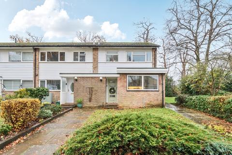 undefined, Grasmere Way, Byfleet, West Byfleet, Surrey, KT14