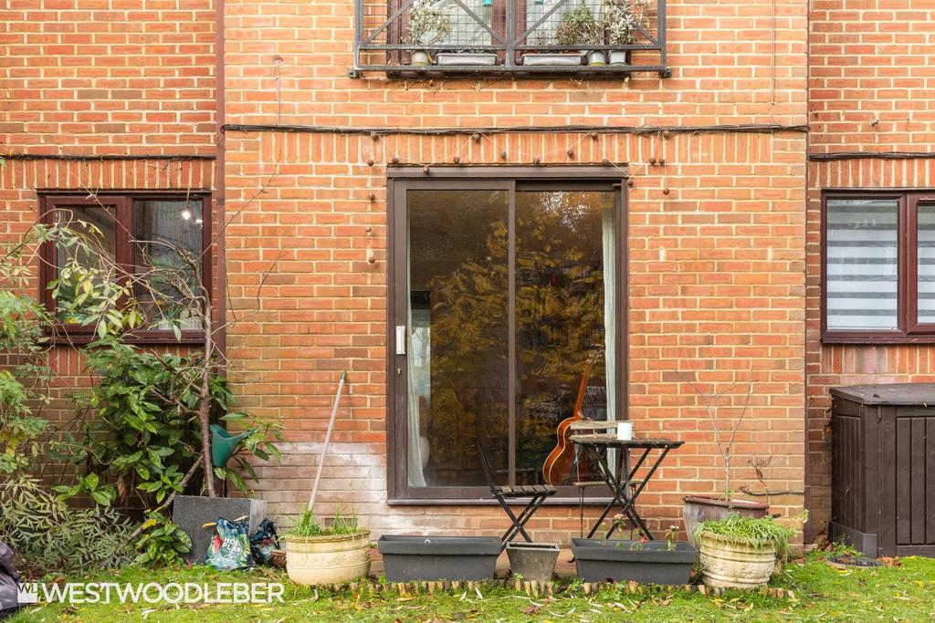 Millers Lane 11..jpg