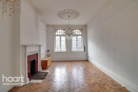 undefined, Mercers Row, NORTHAMPTON