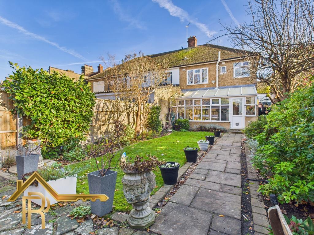 Cam03016 g0 pr0048 still019