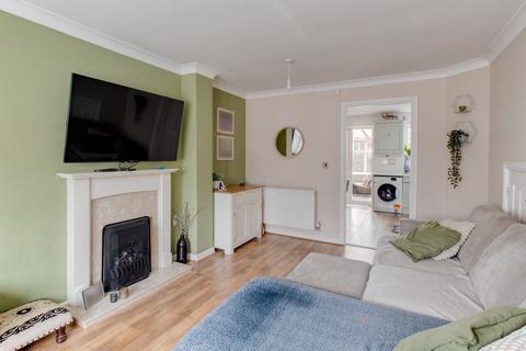 3 bedroom semi-detached house for sale, Mallow Drive, Bromsgrove, Worcestershire, B61