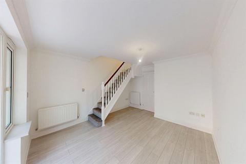 2 bedroom end of terrace house to rent, Willow Tree Close, Abridge, Romford, RM4