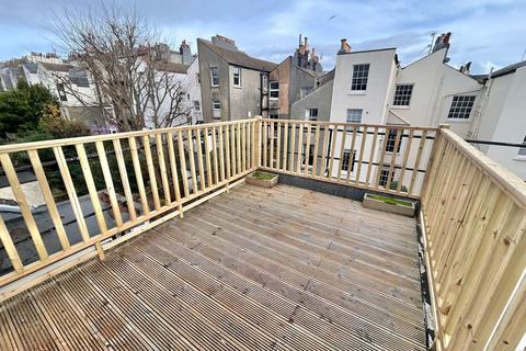 2 bedroom flat to rent, Hove BN3