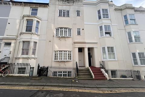 2 bedroom flat to rent, Hove BN3