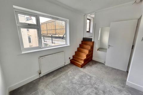 2 bedroom flat to rent, Hove BN3