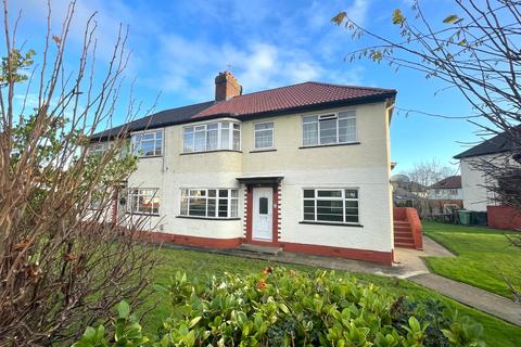 2 bedroom flat to rent, Rothbury Gardens, Leeds, West Yorkshire, LS16