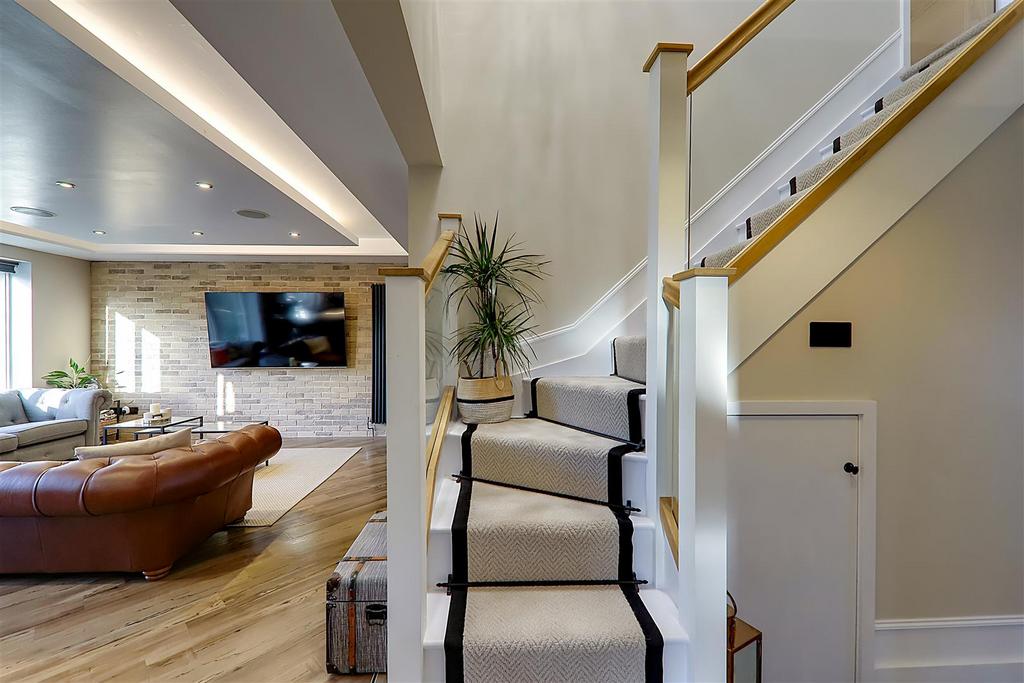 IMG 1631-IMG 1633.jpg