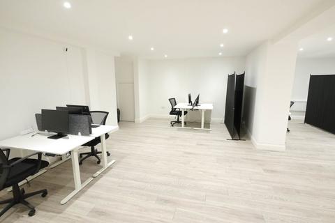 undefined, Town Centre, Hatfield