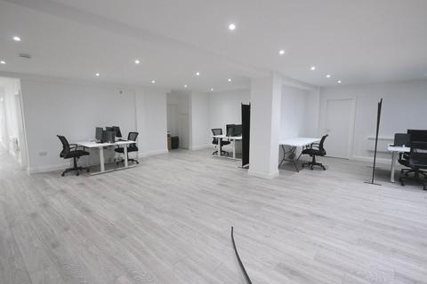 undefined, Town Centre, Hatfield