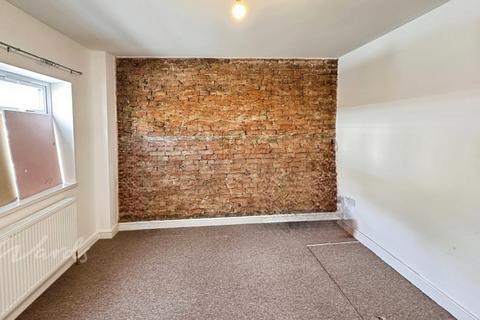 undefined, High Street Rainham ME8