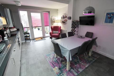 undefined, Tower Rise, Sheffield, S2 3QX