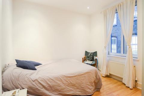 2 bedroom apartment to rent, Market Court, London N1
