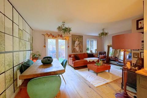4 bedroom property for sale, Beadle Place, Great Totham, Maldon, CM9