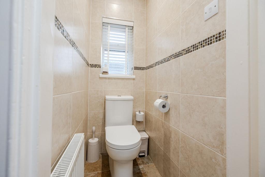 32 Northcote Avenue-Newcastleupon Tyne-NE55 AN-22