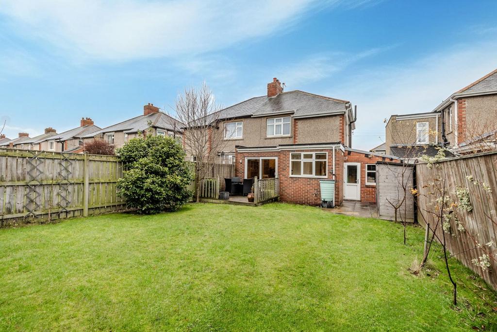 32 Northcote Avenue-Newcastleupon Tyne-NE55 AN-35