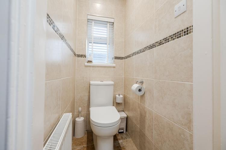 32 Northcote Avenue-Newcastleupon Tyne-NE55 AN-22