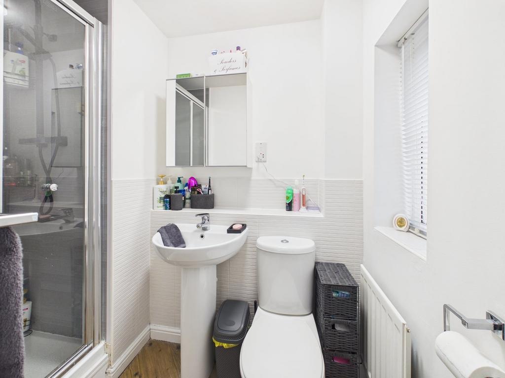 En-suite shower room