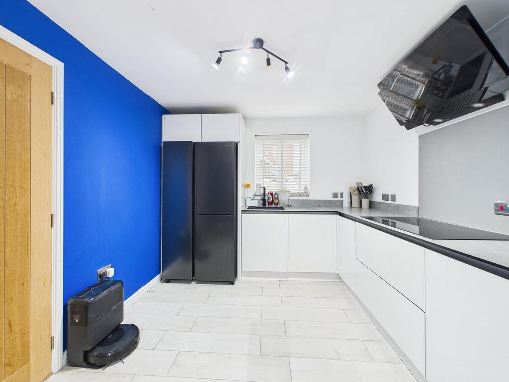 Open plan kitchen/diner
