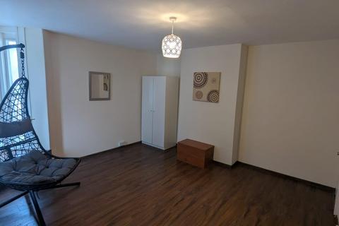 2 bedroom flat to rent, Dixon Street, Lincoln