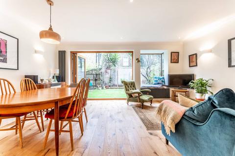 undefined, Langley Lane, SW8, Vauxhall, London, SW8