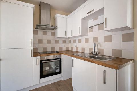 2 bedroom apartment to rent, Allerton Street, Cardiff CF11