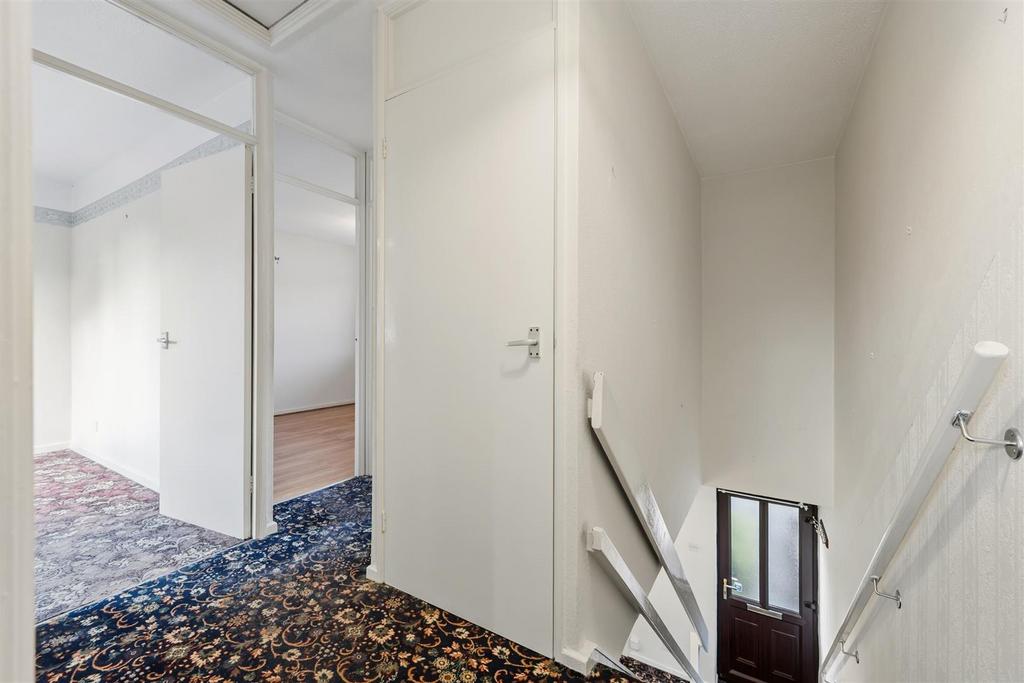 First floor landing.jpg