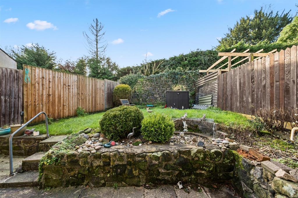 Rear Garden from dining patio.jpg