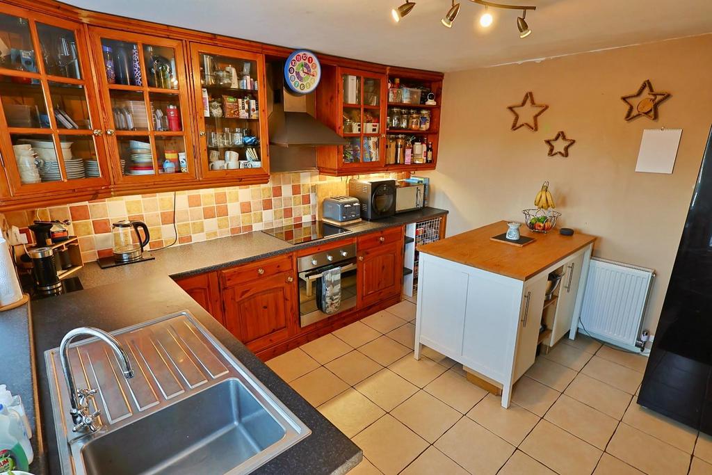 BB7 F147 E-3 F2 A-415 F-94 F5-1336 D87 B515 A 1 201 a.jpeg