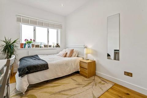 undefined, Sopwith Way, Kingston Upon Thames KT2