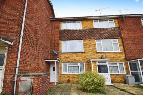 undefined, Scott Avenue Rainham ME8