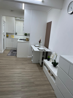 undefined, Wellington Road South, Hounslow TW4