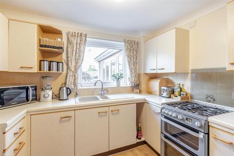 4 bedroom detached house for sale, Hazelwood Drive, Maidstone