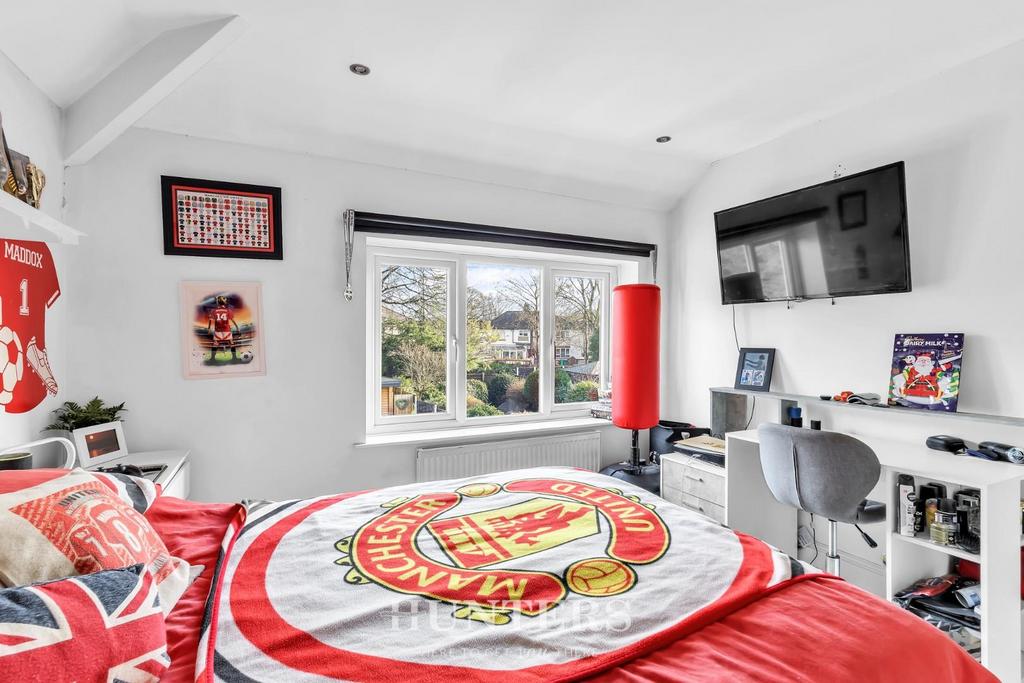 Kelvin Avenue (16).jpg