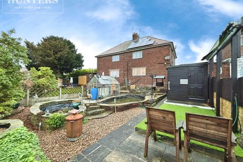 3 bedroom semi-detached house for sale, Lilac Crescent, Hoyland, Barnsley