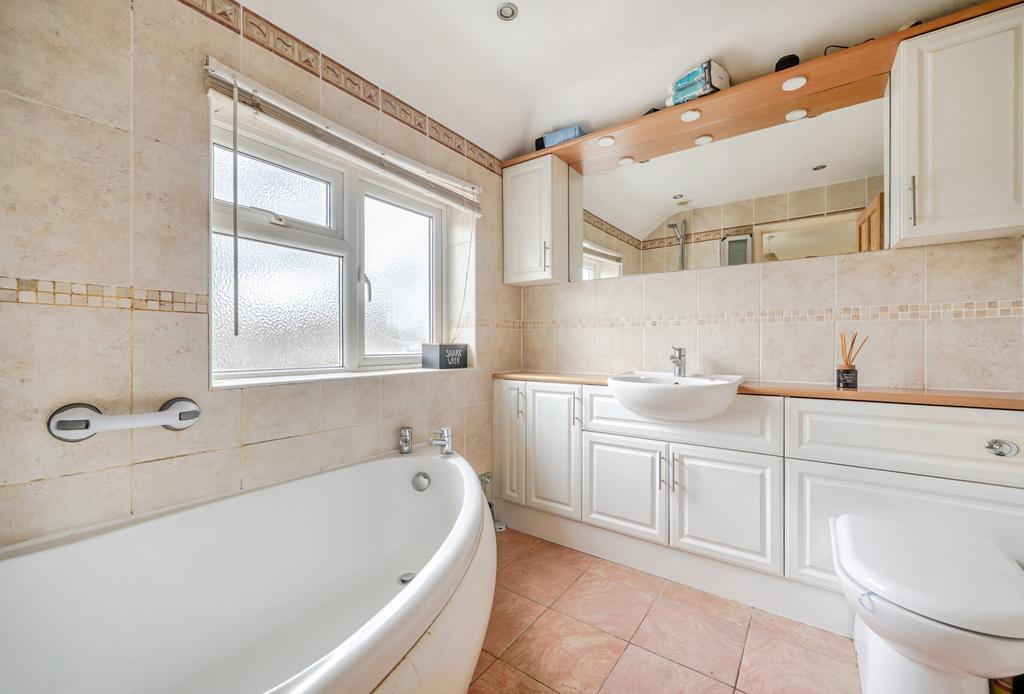 1387508 3 6938196...