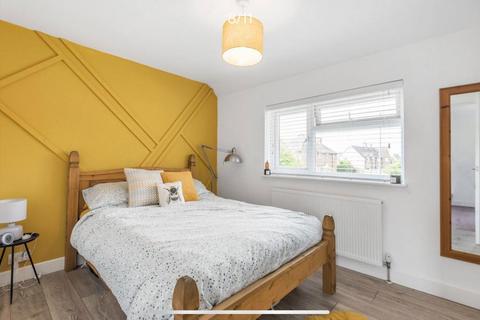 undefined, The Green, Burnham SL1