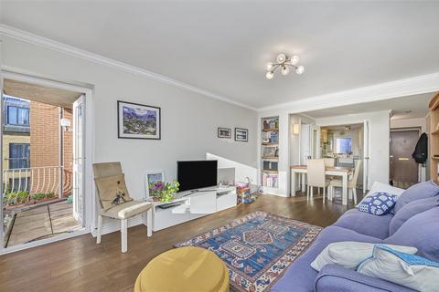 2 bedroom flat for sale, Upper Richmond Road, SW15